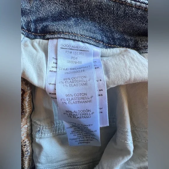 GOOD AMERICAN Jeans Size 2/26 - Picture 3 of 5